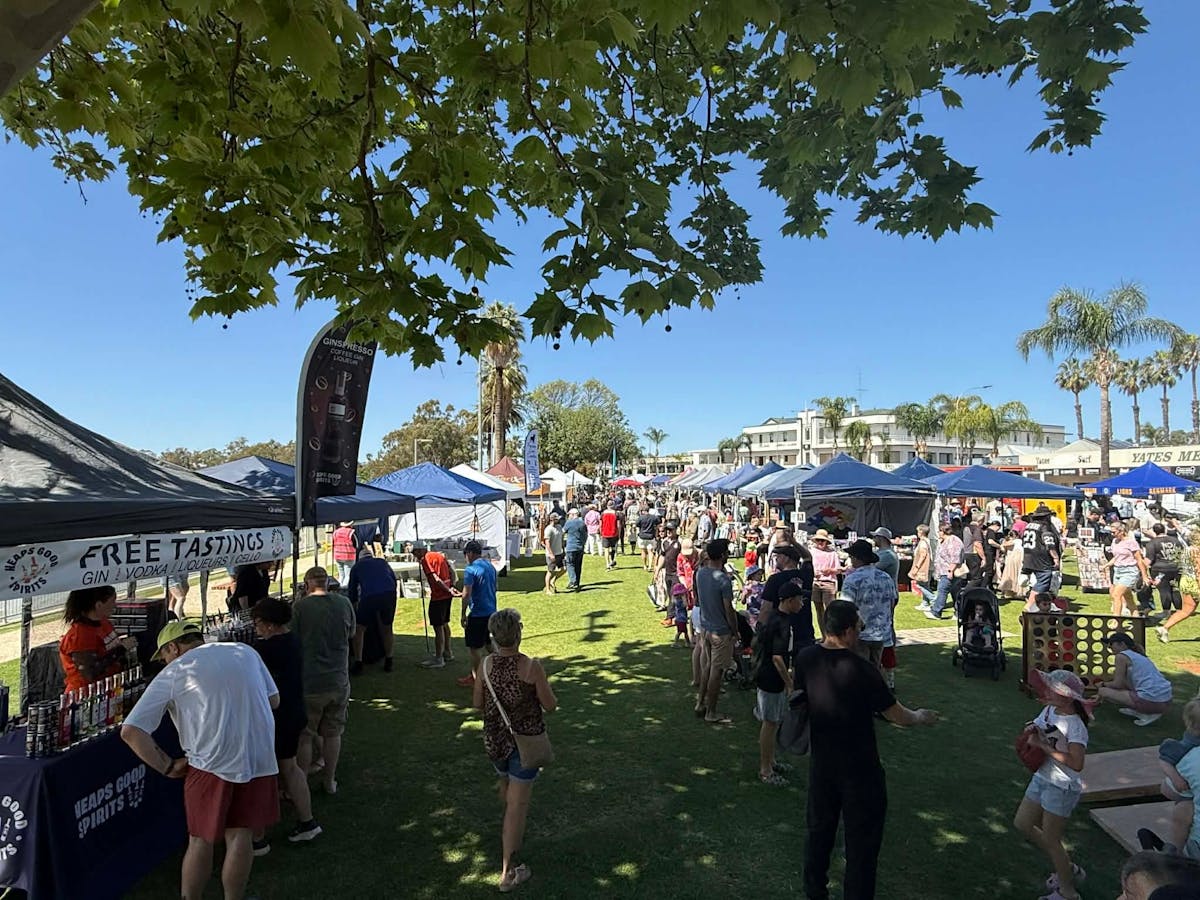 Renmark Riverfront Markets - October Long Weekend