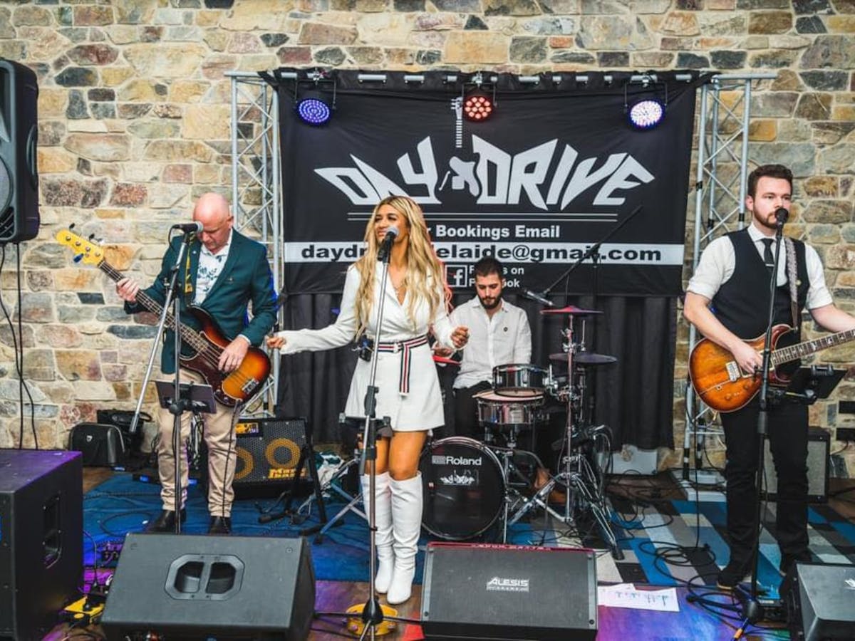 October Long Weekend at Woolshed Brewery