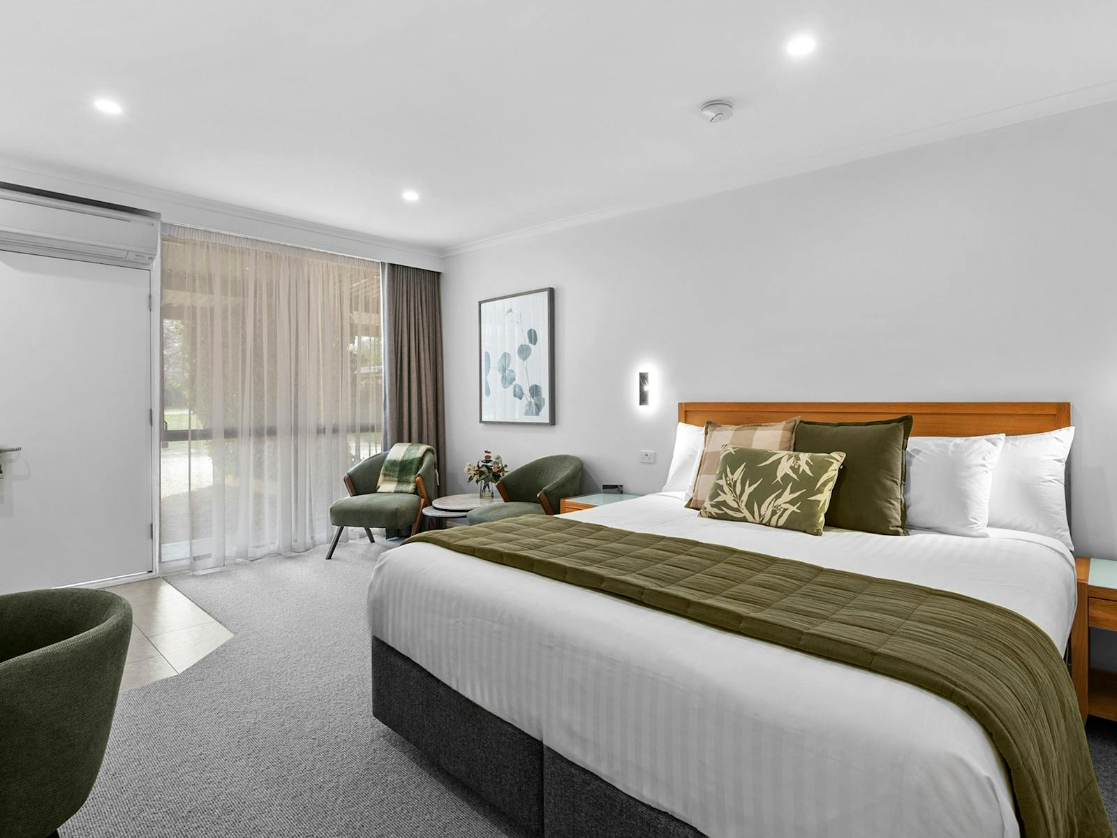 Premier King Room