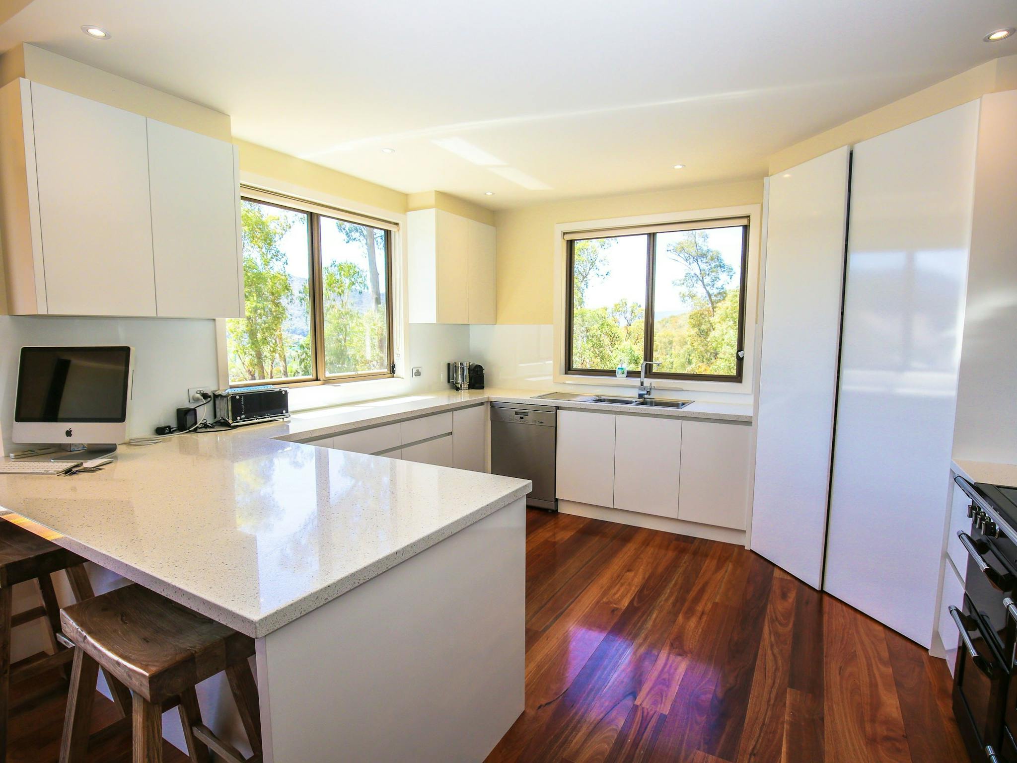 Kitchen kangaroo lodge