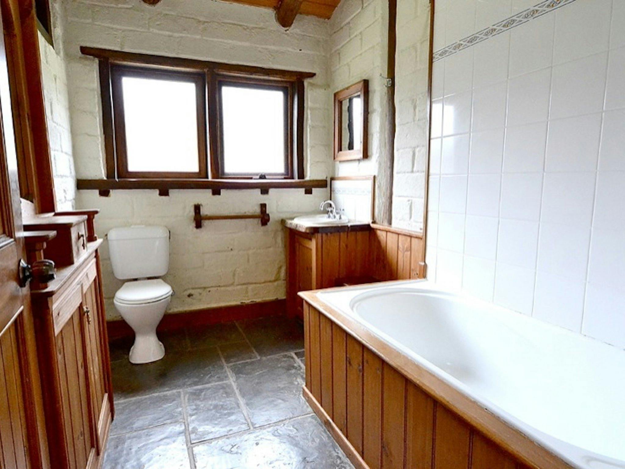 Feathertop Retreat Bathroom