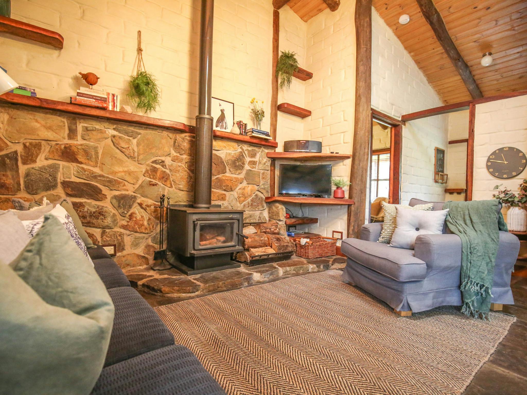 Feathertop Retreat Lounge
