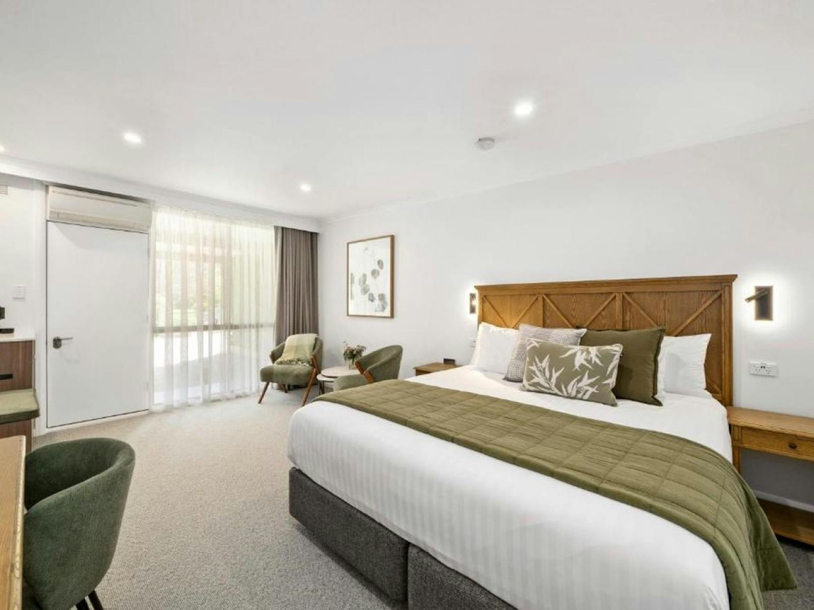 Premier King Room