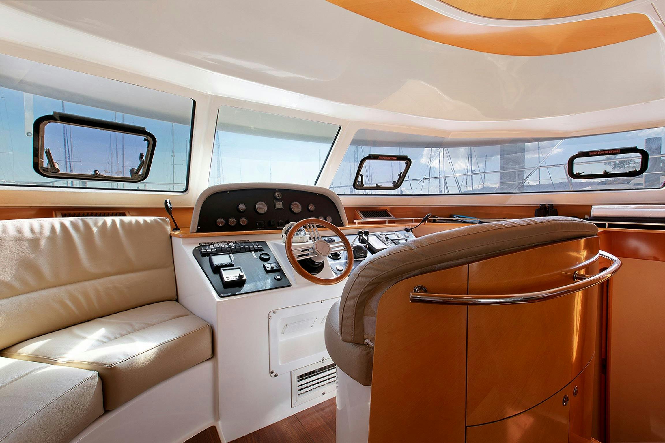 Fountaine Pajot Cumberland 46 'Dimanche'