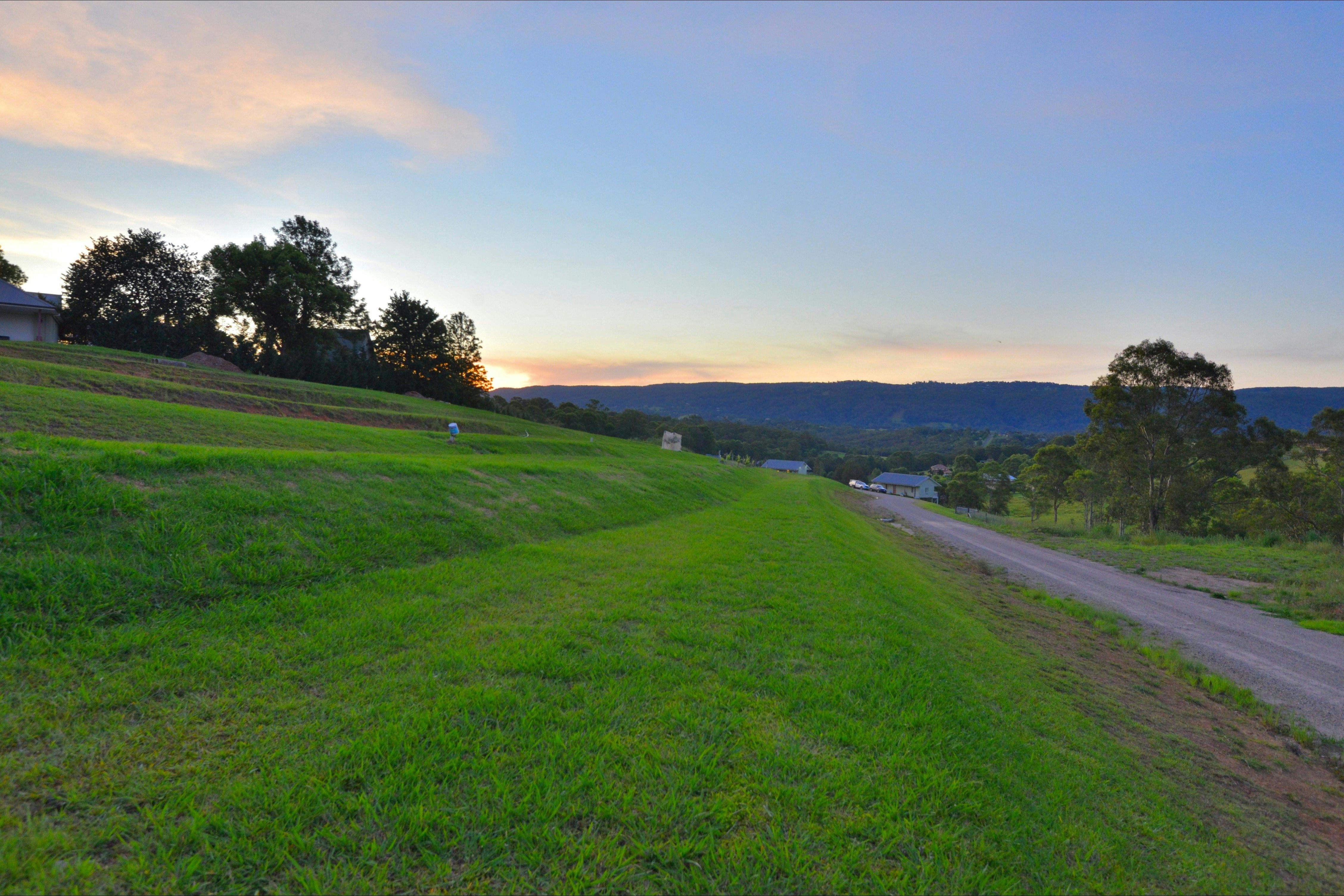 Three Cottages - 4.4 hectares