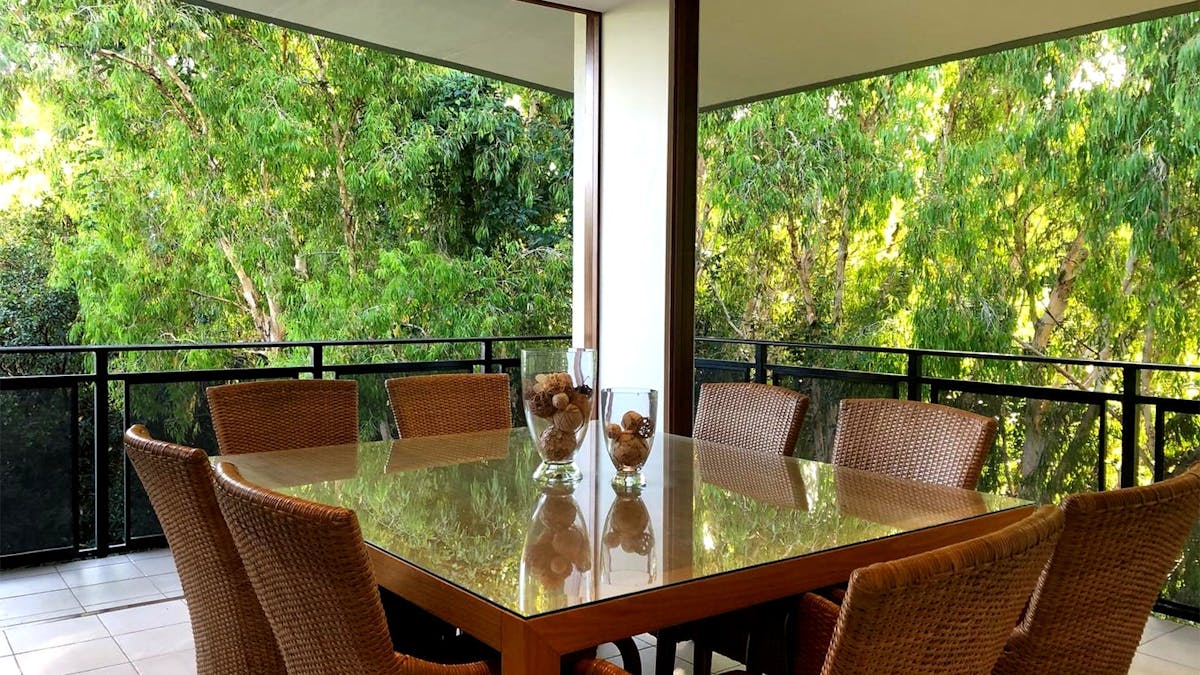 Dinning Room, Spacious, Bifolds