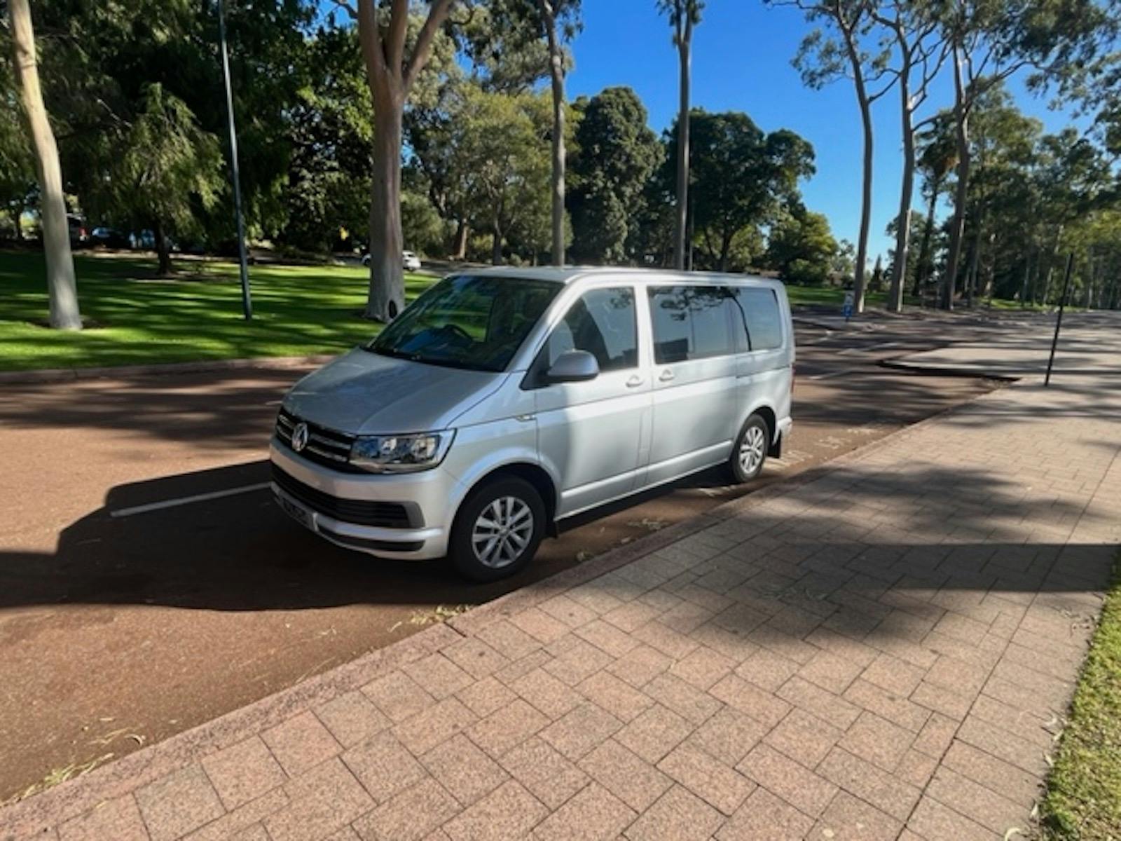 Tour vehicle