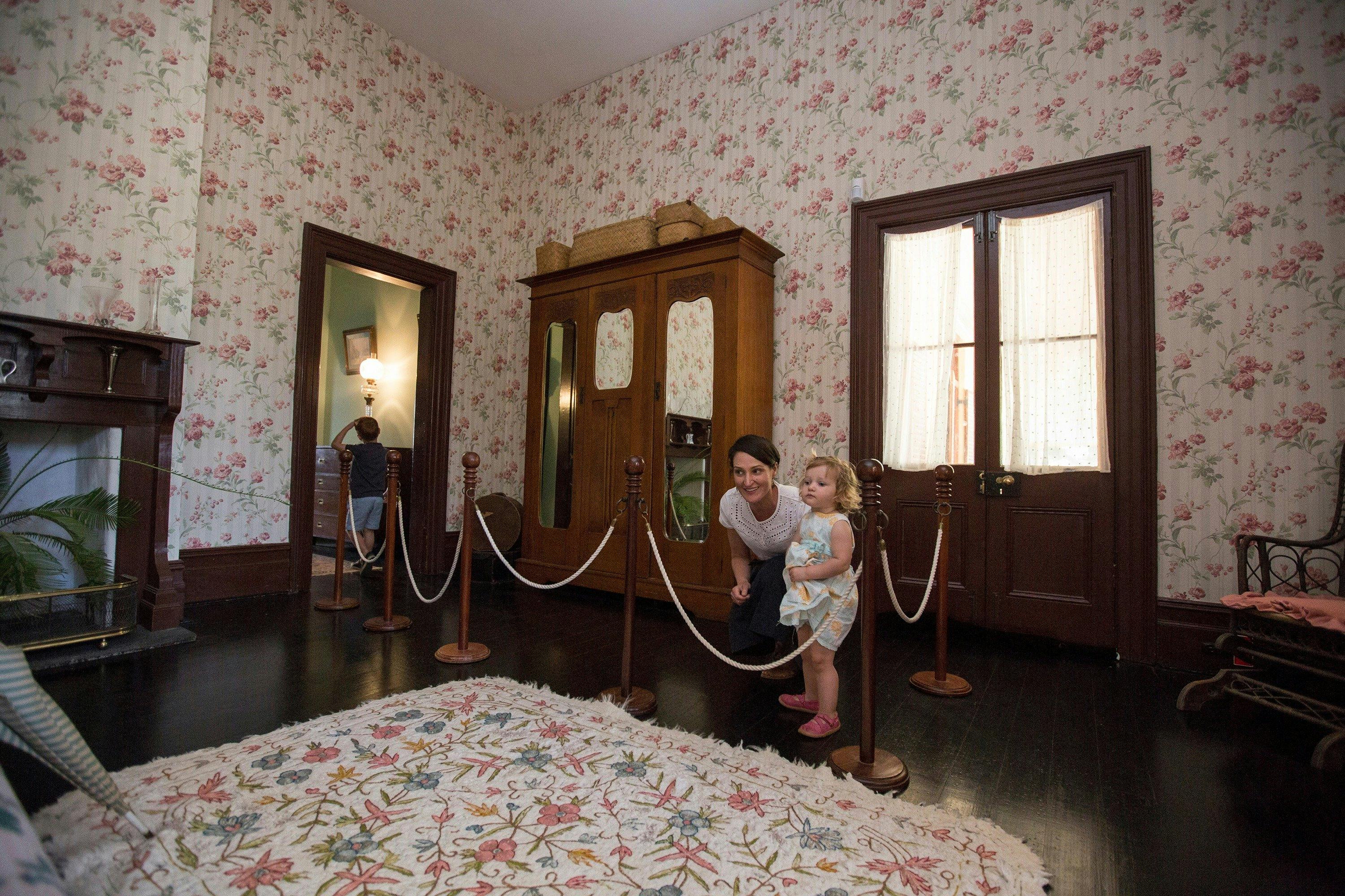 image of master bedroom at lanyon