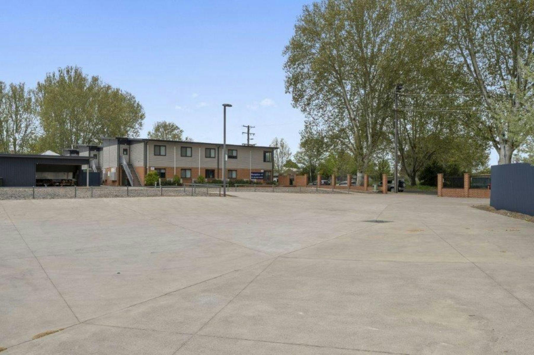 Comfort Inn Serenity - Parkplatz