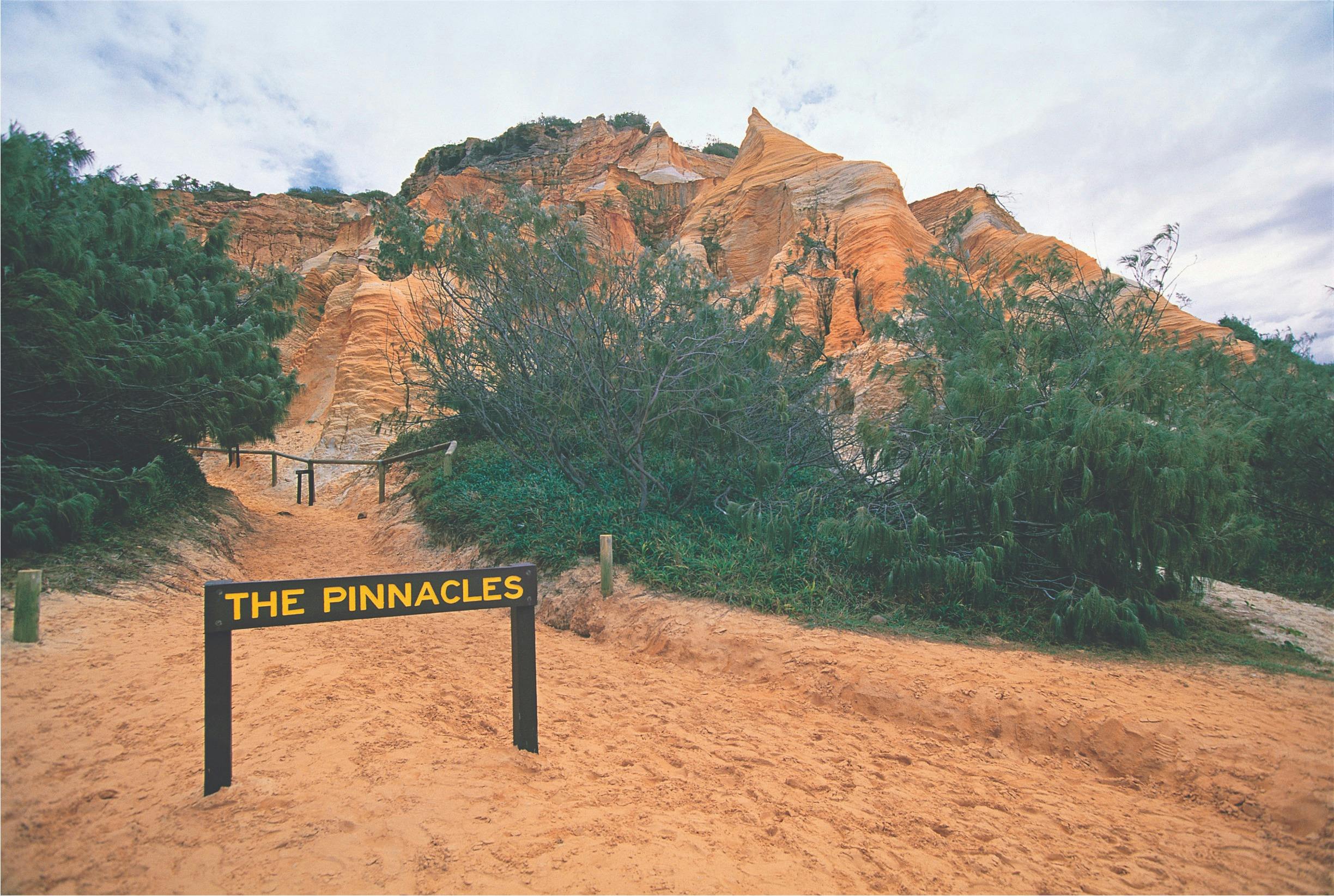 The Pinnacles - Cathedrals Fraser Island