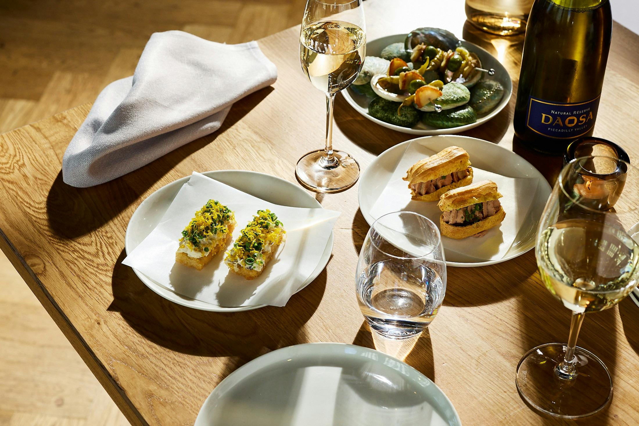 Champage Fridays at  2KW Bar & Restaurant Slider Image 8