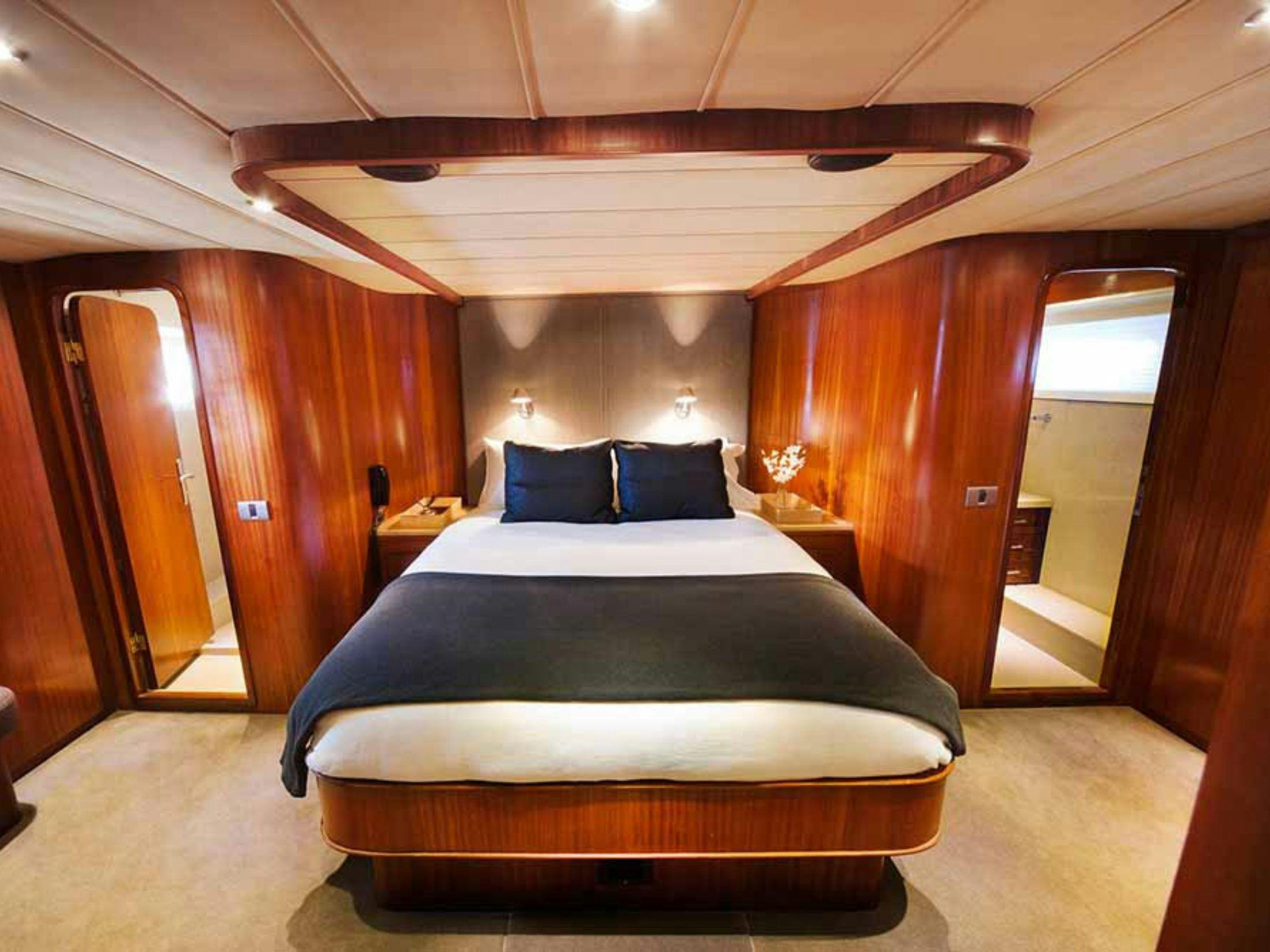 The Superyacht Club Sunday Sessions Luxury Cruise Melbourne