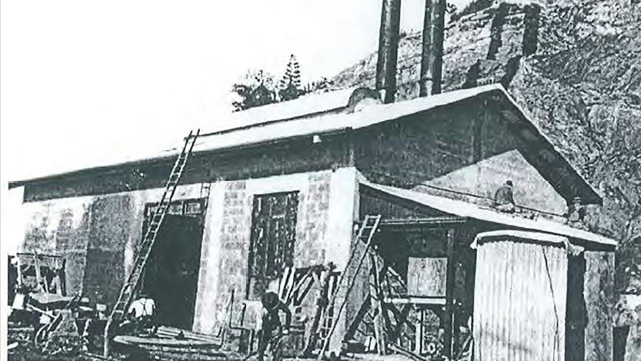 March 1928 - note the pump house is quarried into Stokes Hill