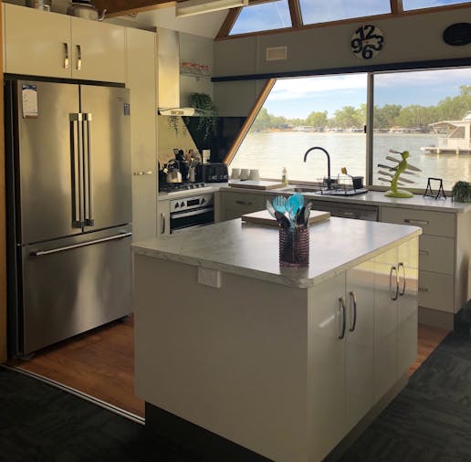 Kanandah Houseboat Holidays