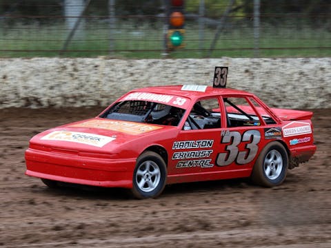 Whalebone 24 009ea91377680f1347b8756773c7e68d