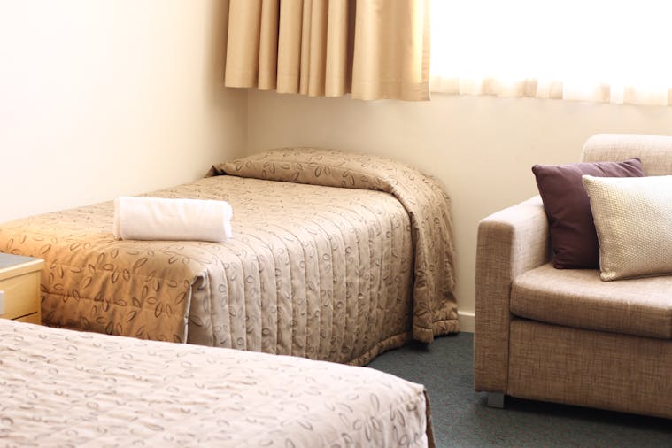 DELUXE TWIN ROOM