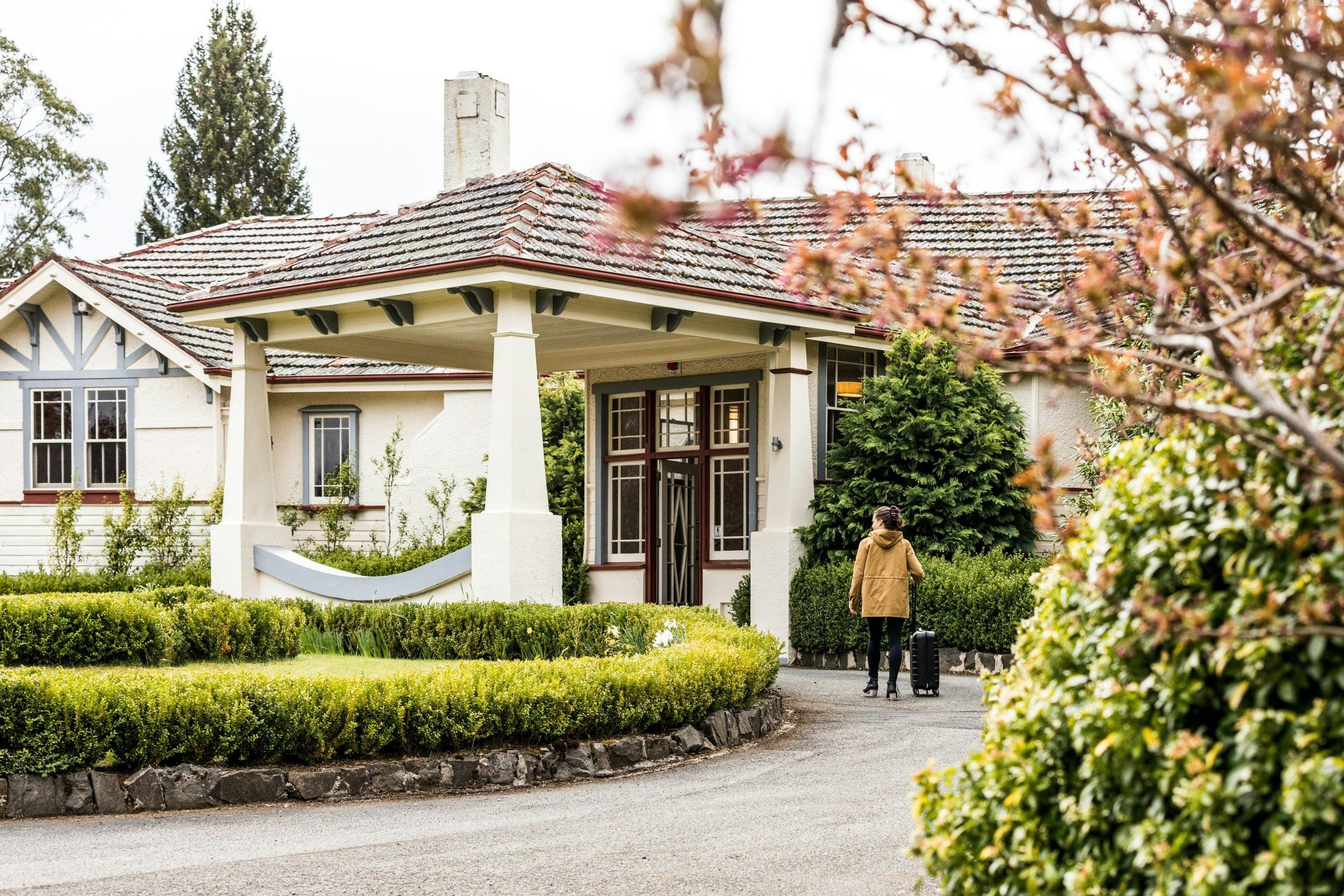 Tarraleah Small Luxury Highlands Lodge Art Deco Design