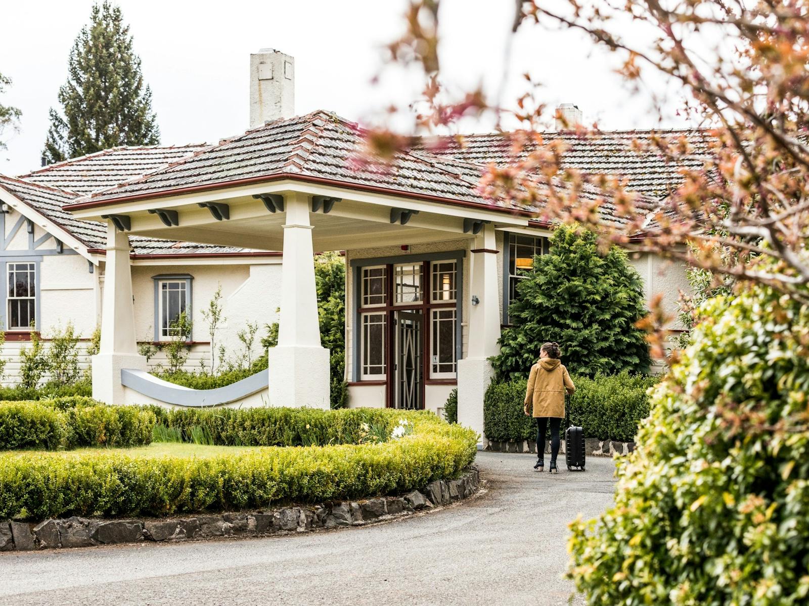 Tarraleah Small Luxury Highlands Lodge Art Deco Design