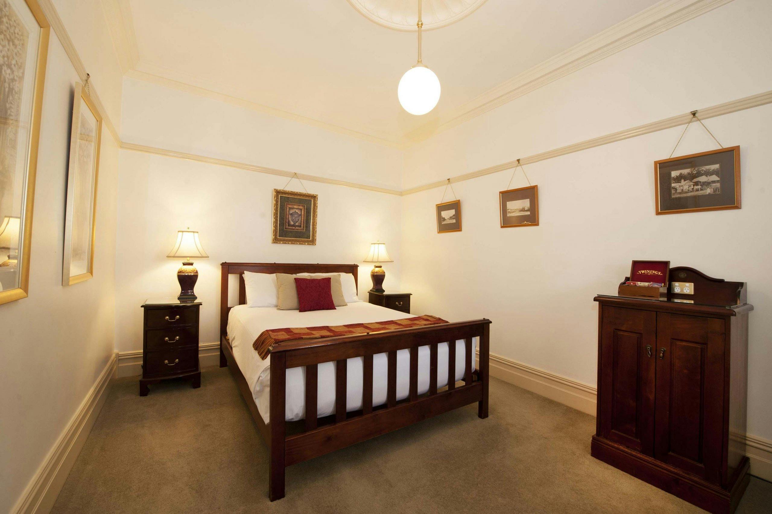 Queen Room