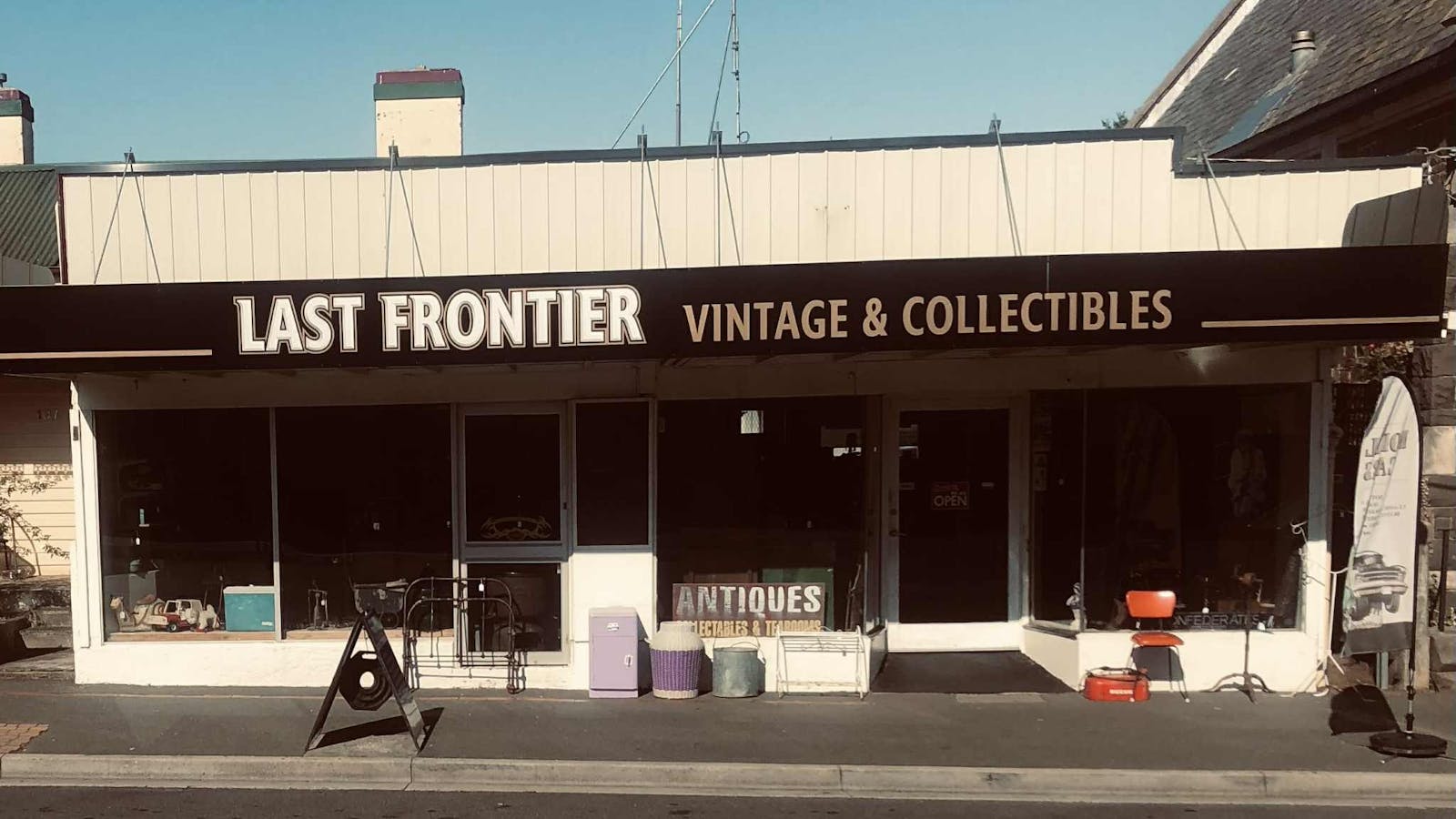 Last Frontier Vintage and Collectibles