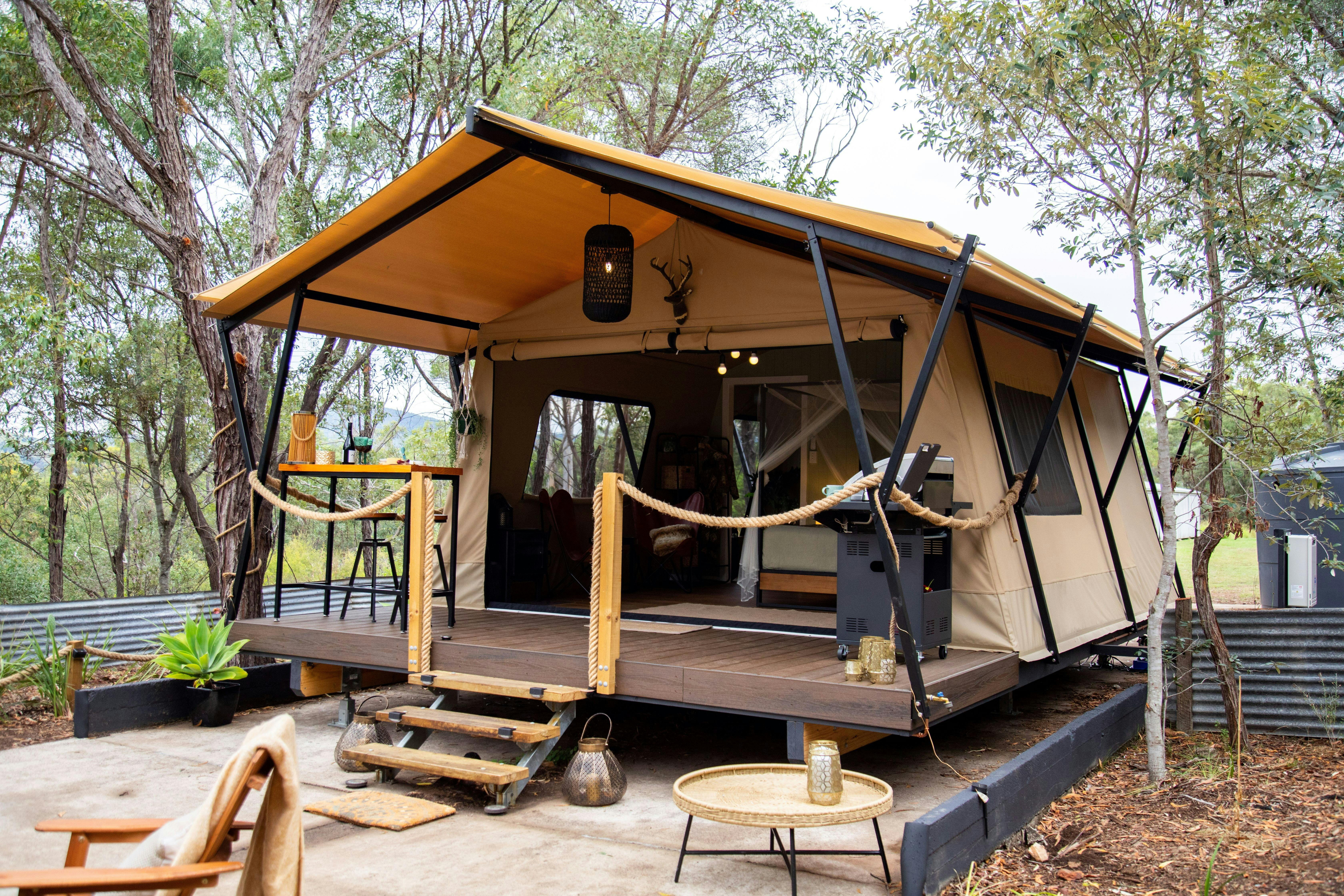 Moogie Glamp