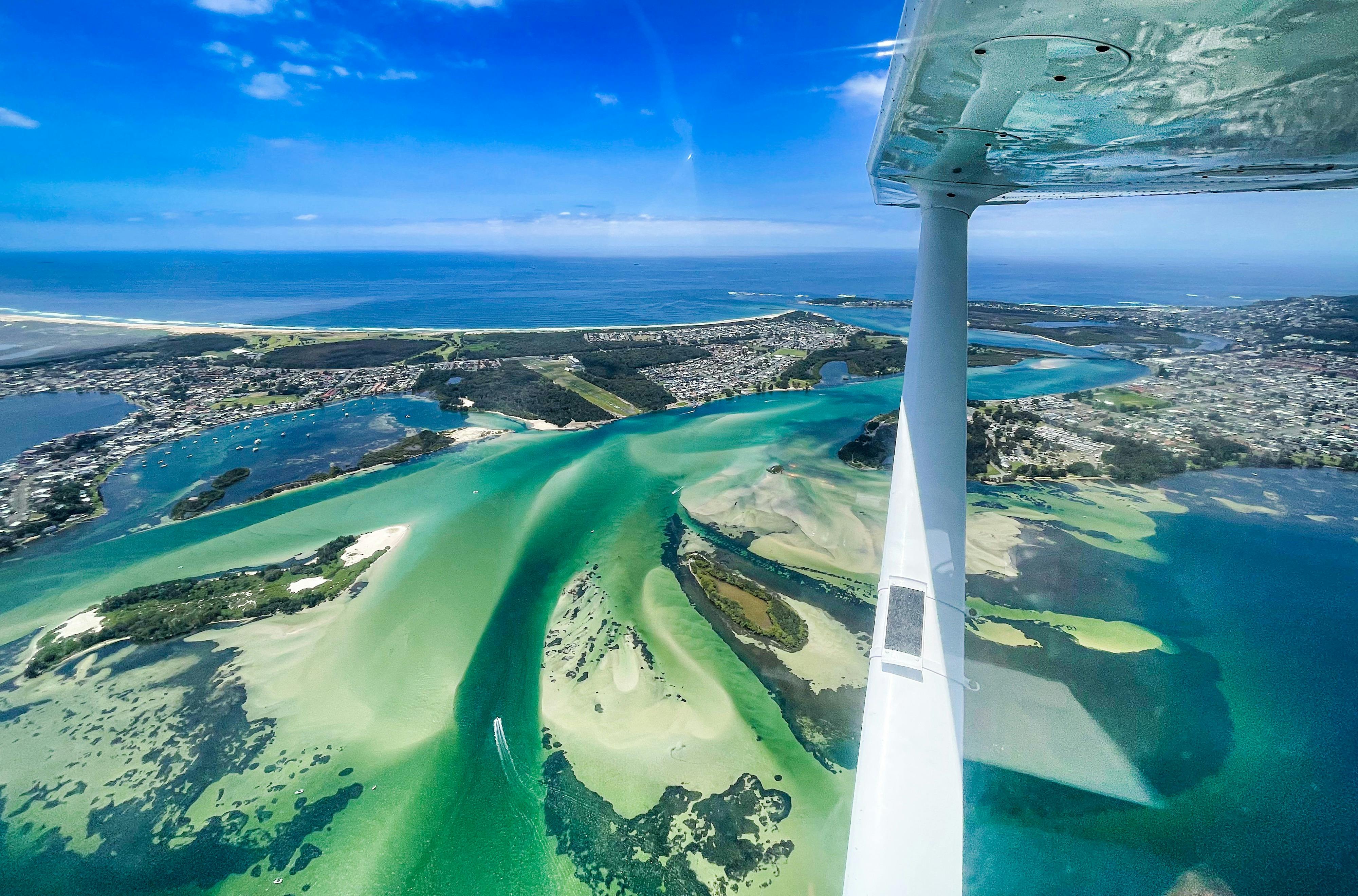 Scenic joyflight over lake maquarie, belmont