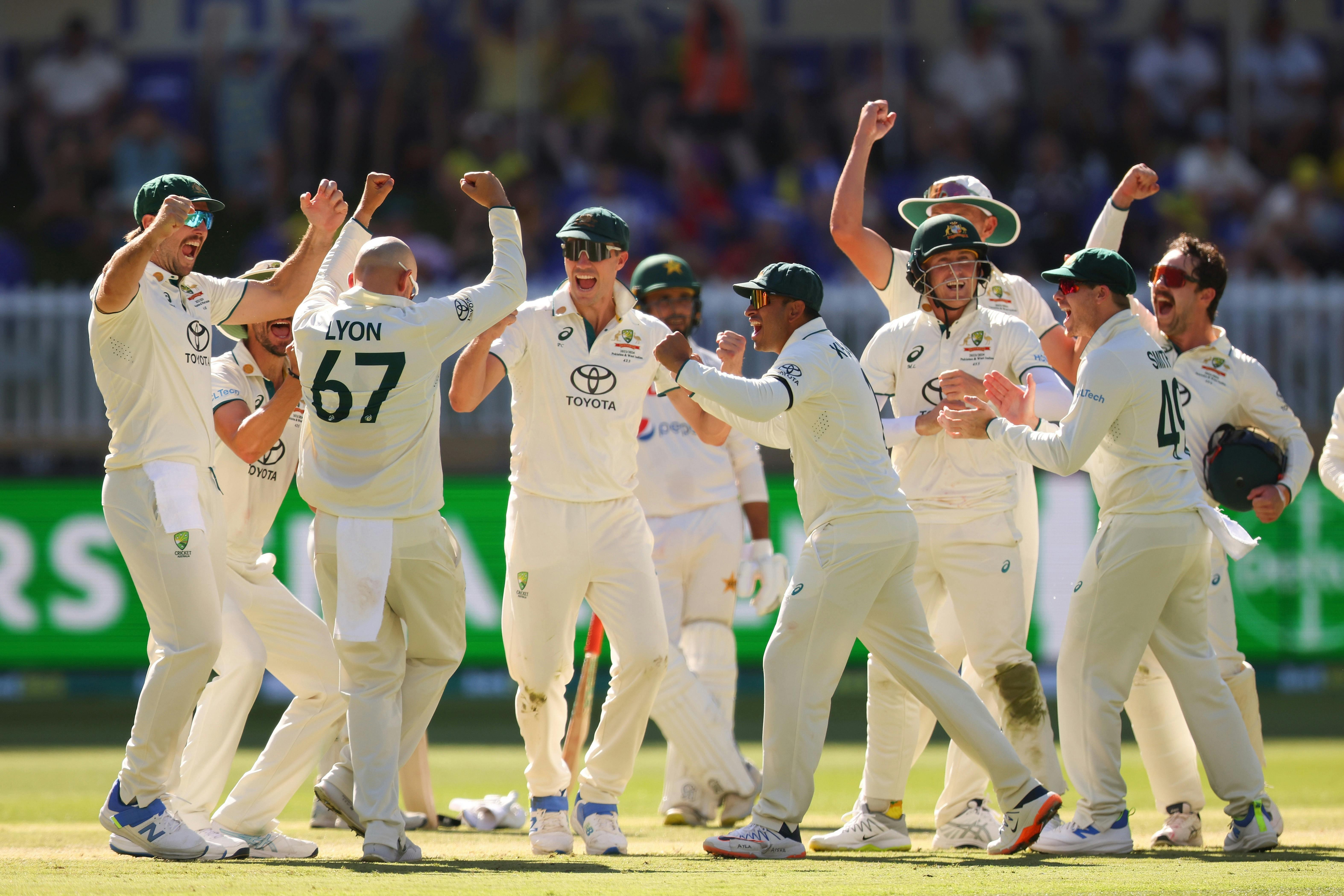 Mens Cricket