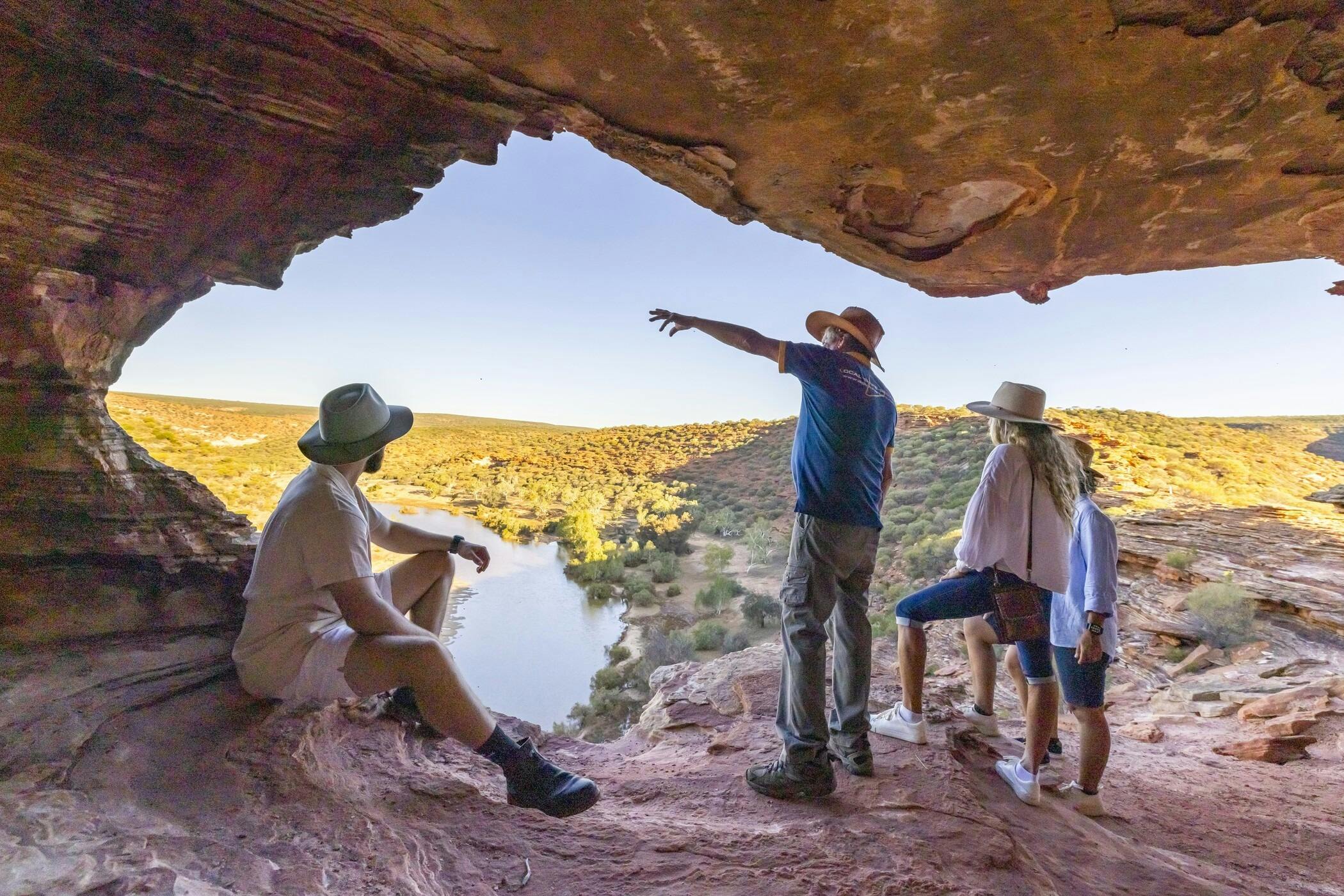 8 Day Perth to Exmouth with Ningaloo Reef Comfort One-Way Tour