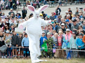 Thredbo Golden Easter Egg Hunt presented by Lindt
