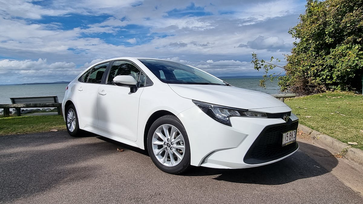 Hire midsize sedan