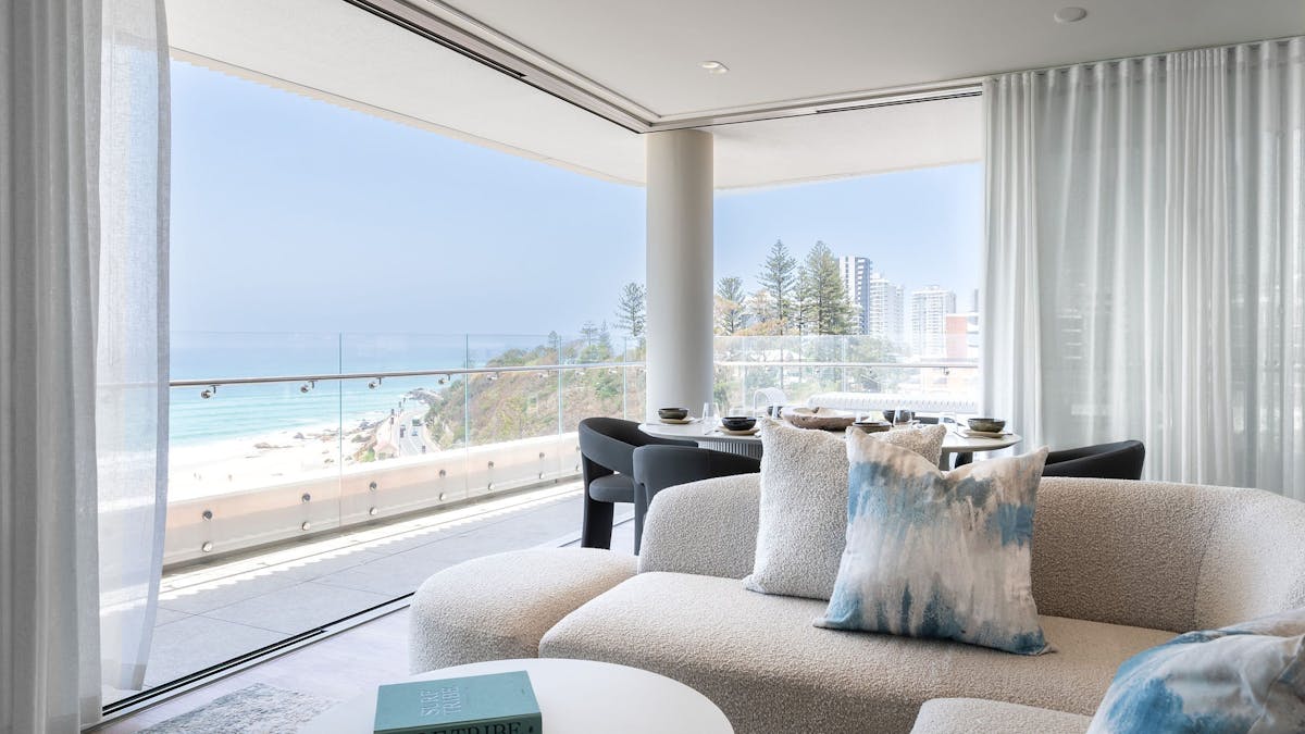 3 bedroom unit Kirra - open plan lounge and dining 3 bedroom unit Kirra - open plan lounge and dining
