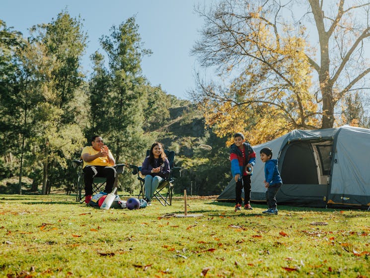 Family camping in Wombeyan Caves campground