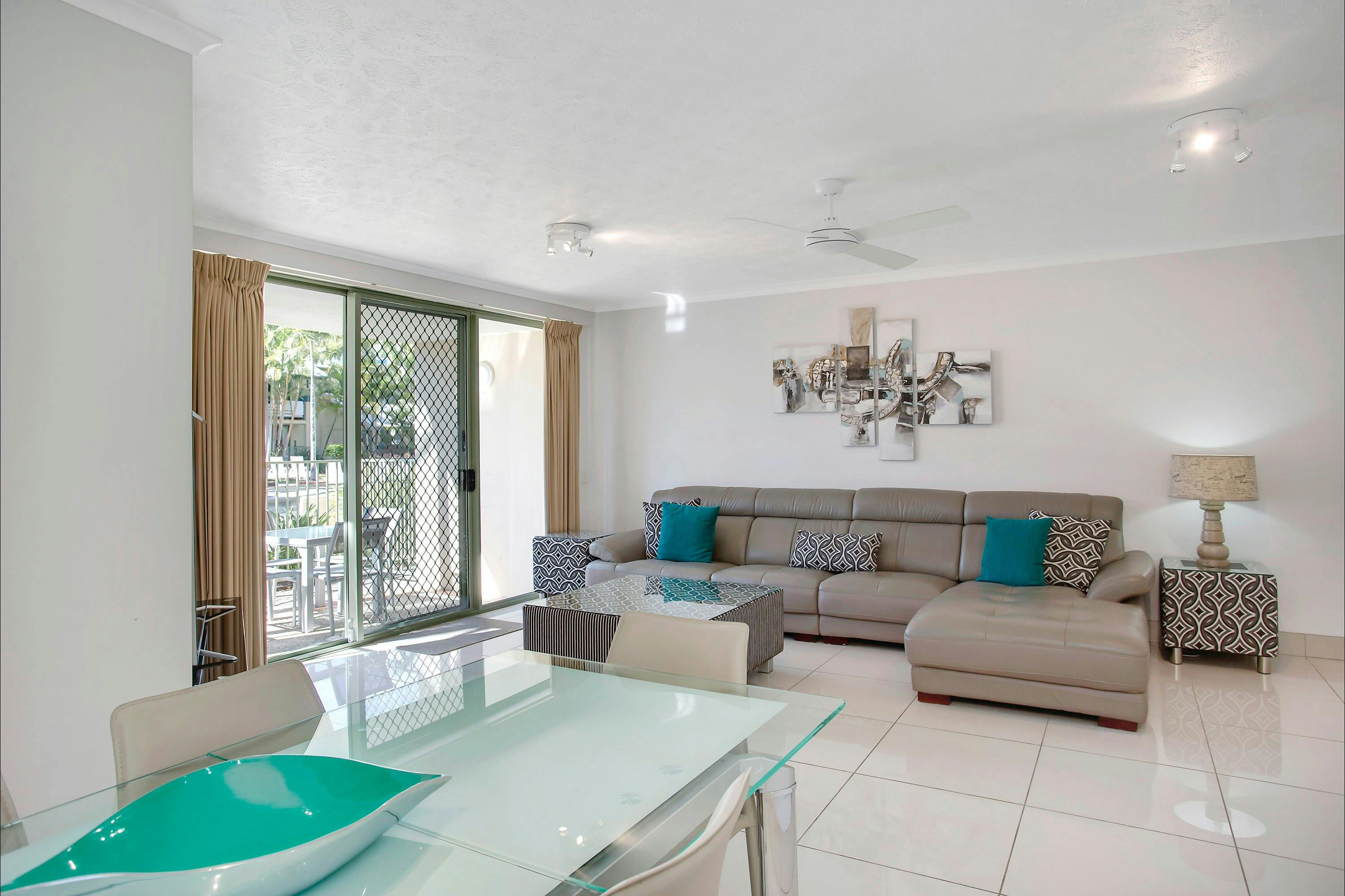 2 Bedroom Deluxe Apartment