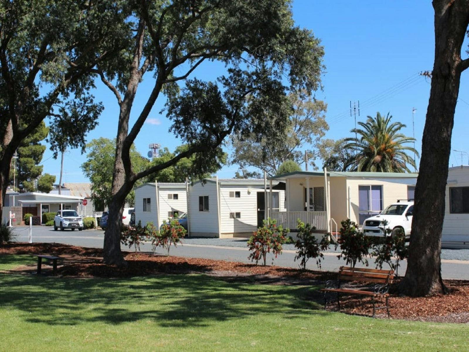 West Wyalong Caravan Park