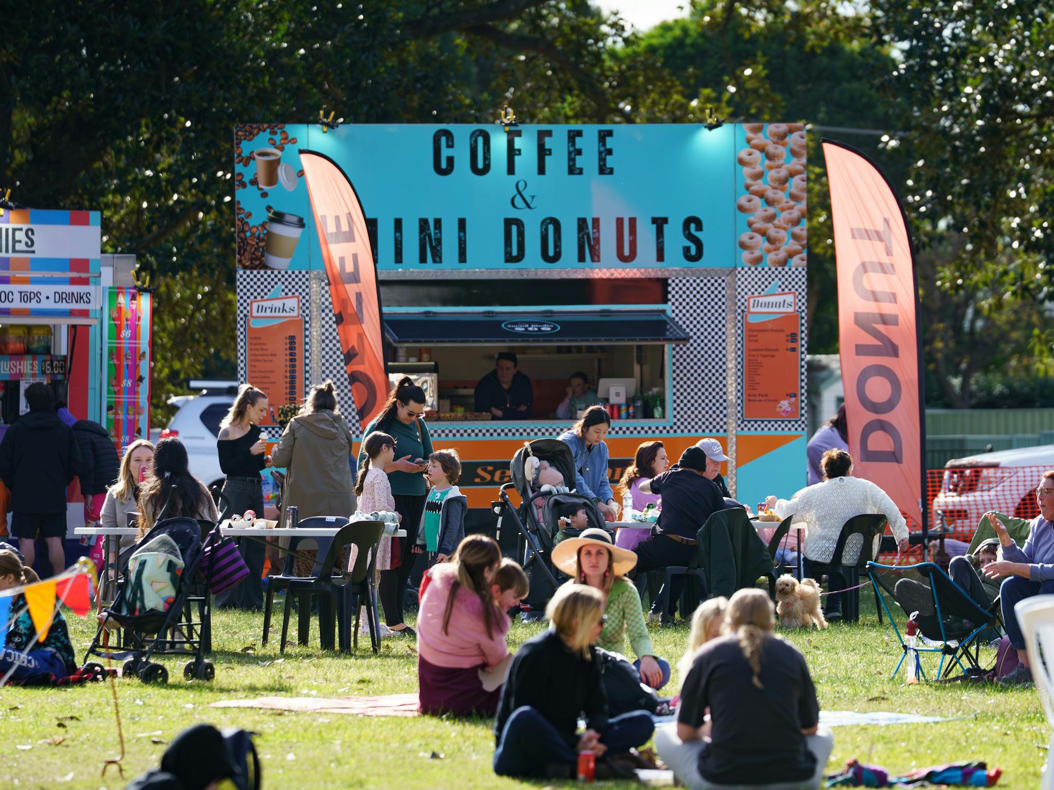 Food, Dessert & Retail Vendors