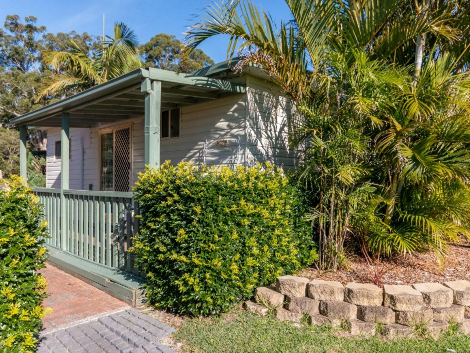 Garden Villa - Pet Friendly