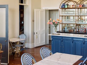 The Customs House has a licenced bar in Port MacDonnell's original Court House