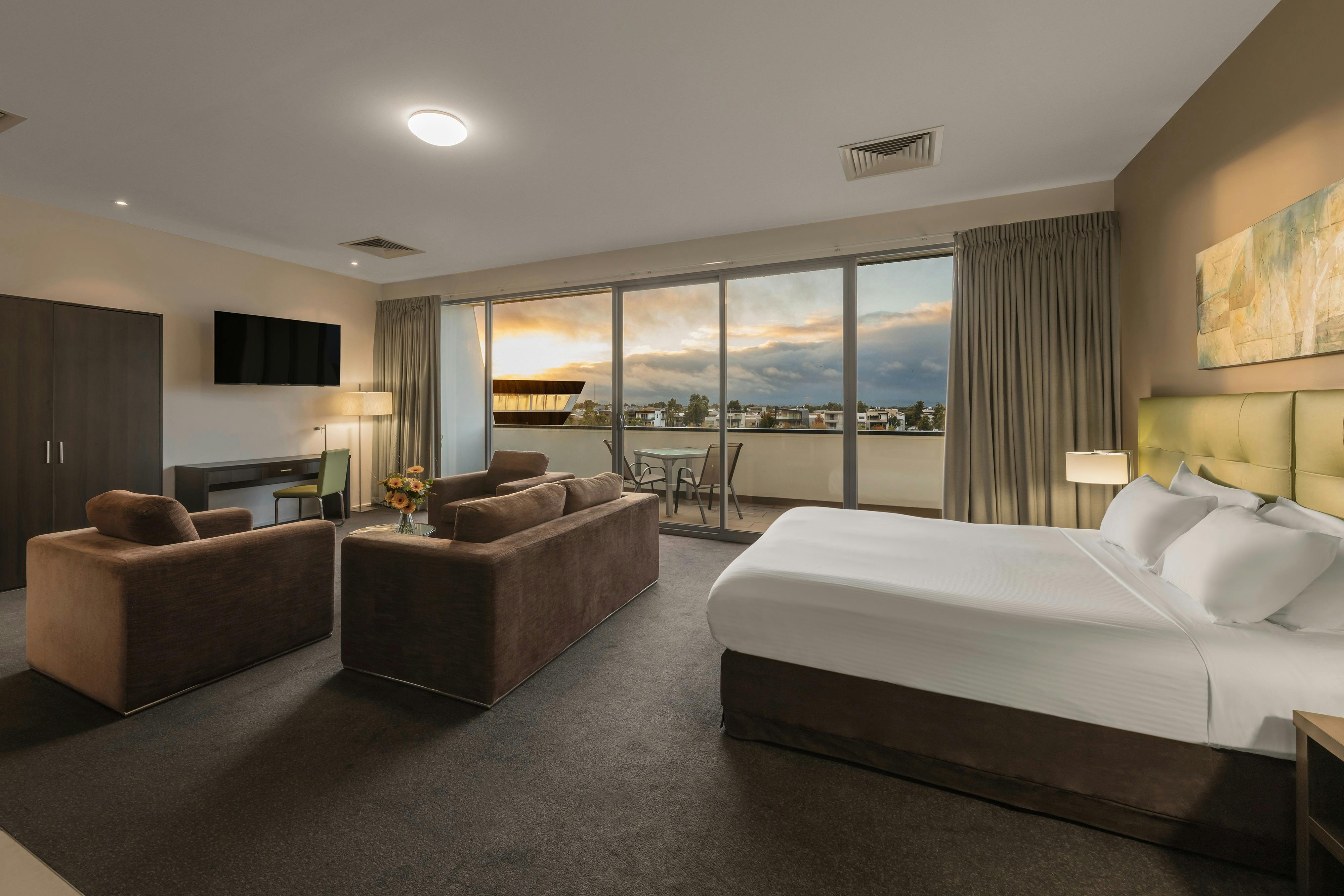 Panoramic View Studio Apartment