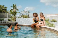 Photo fo tropical pool area