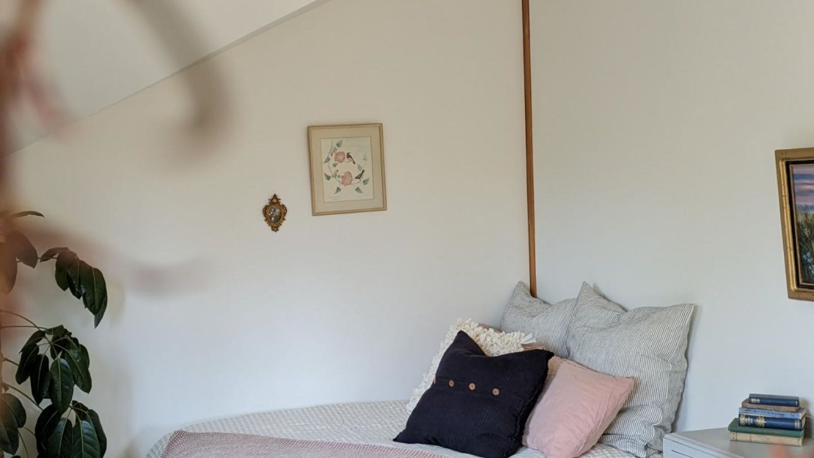 This daybed can convert to a double bed for bridal parties or extra guests