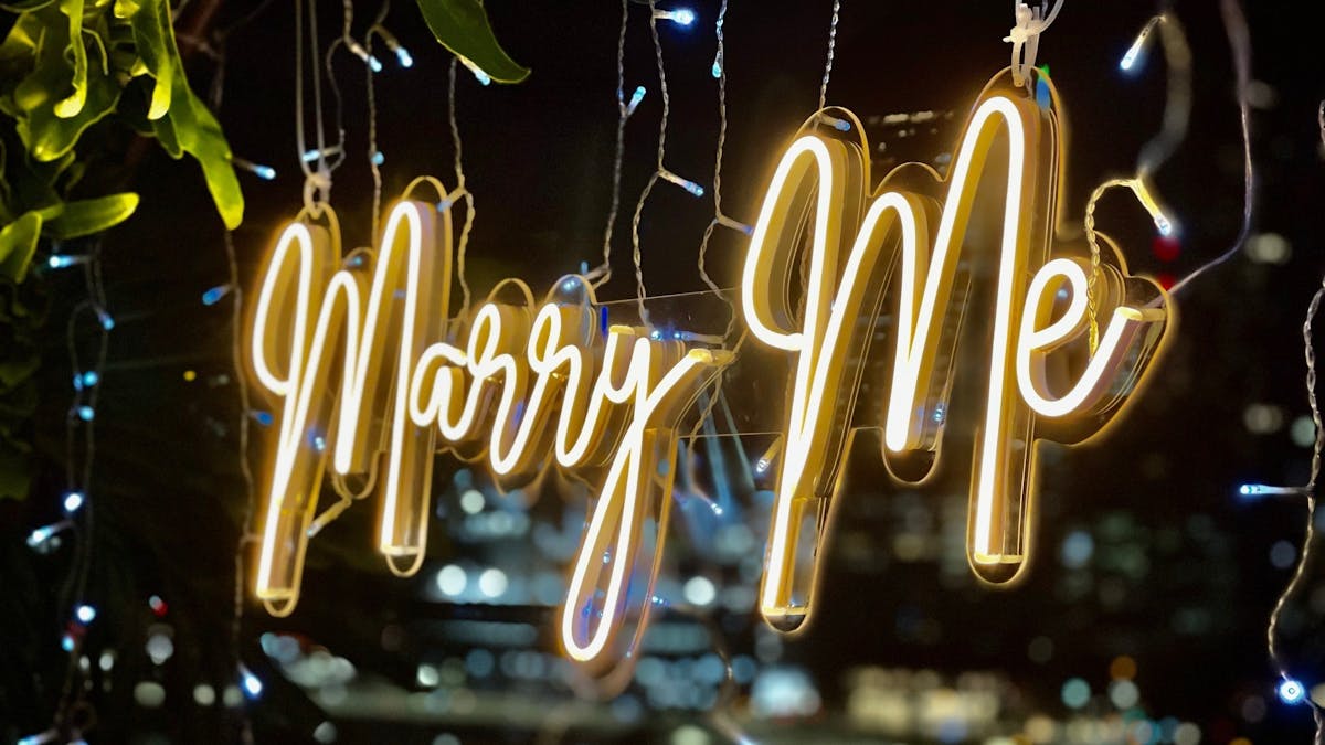 Marry Me sign Marry Me sign
