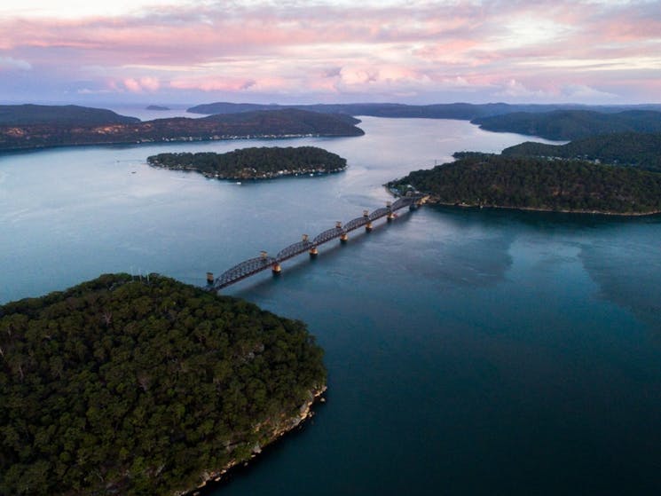 Explore Sydney waterways of Hawkesbury River, Pittwater onboard YOTSPACE superyacht voyages