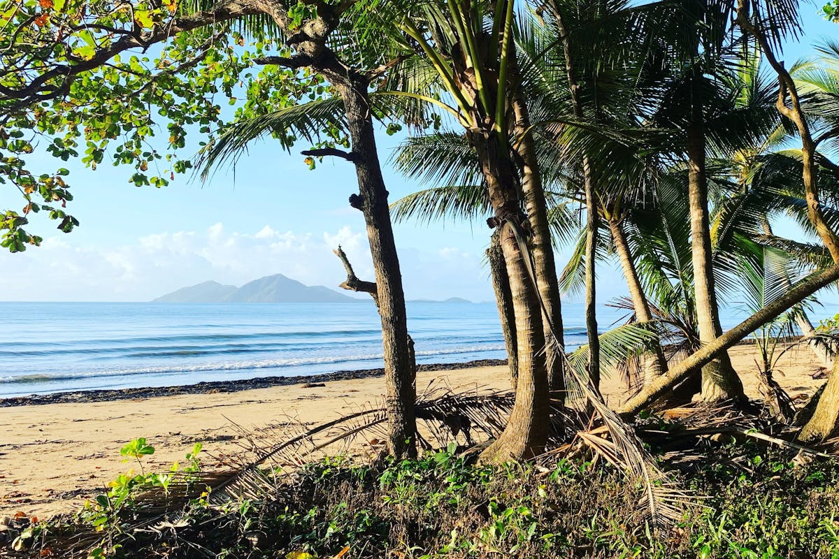 Mission Beach and Dunk Island