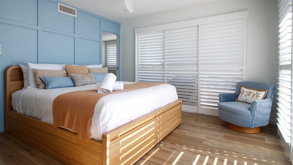 4 Bedroom unit in Palm Beach - Master Bedroom