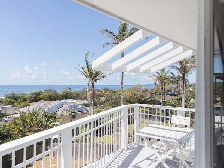 White Beach Cottage - Ocean Views