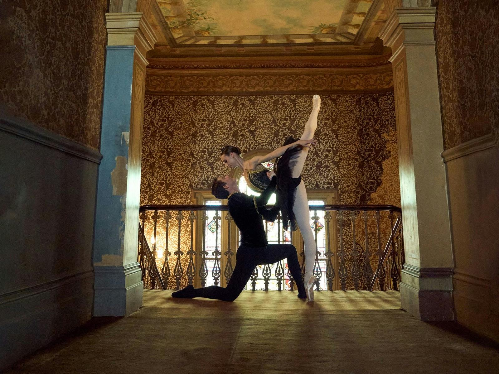 Victorian State Ballet: Swan Lake
