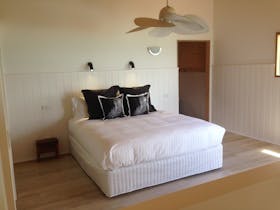 Driftwood Bay of Fires - Bedroom 1