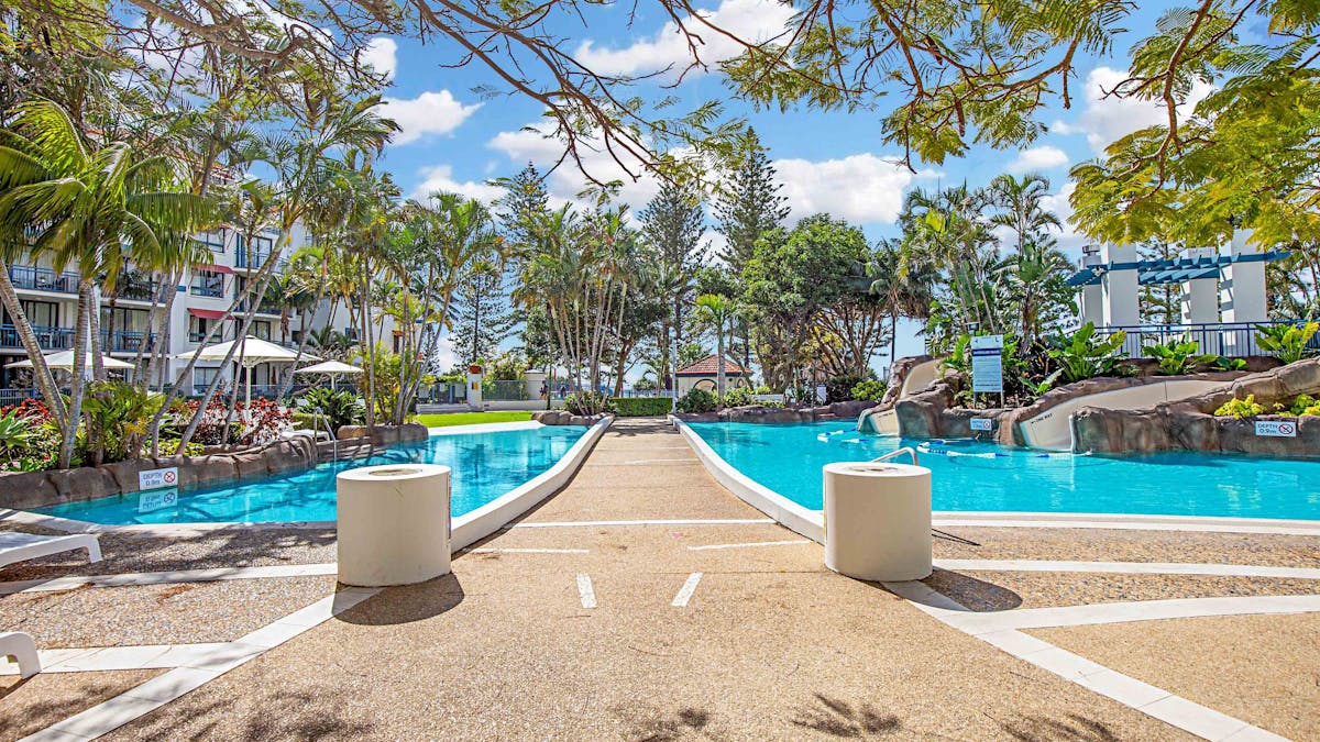 pool