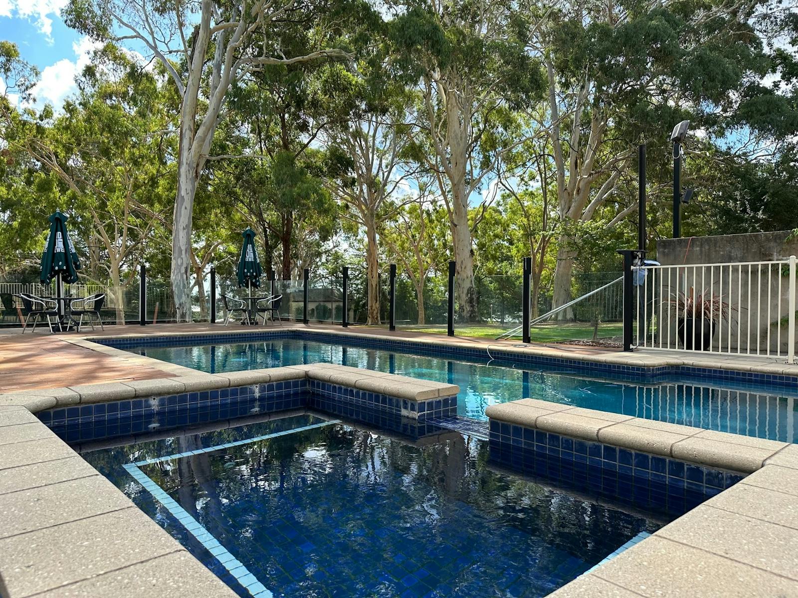 The Grand Oaks Resort - pool area