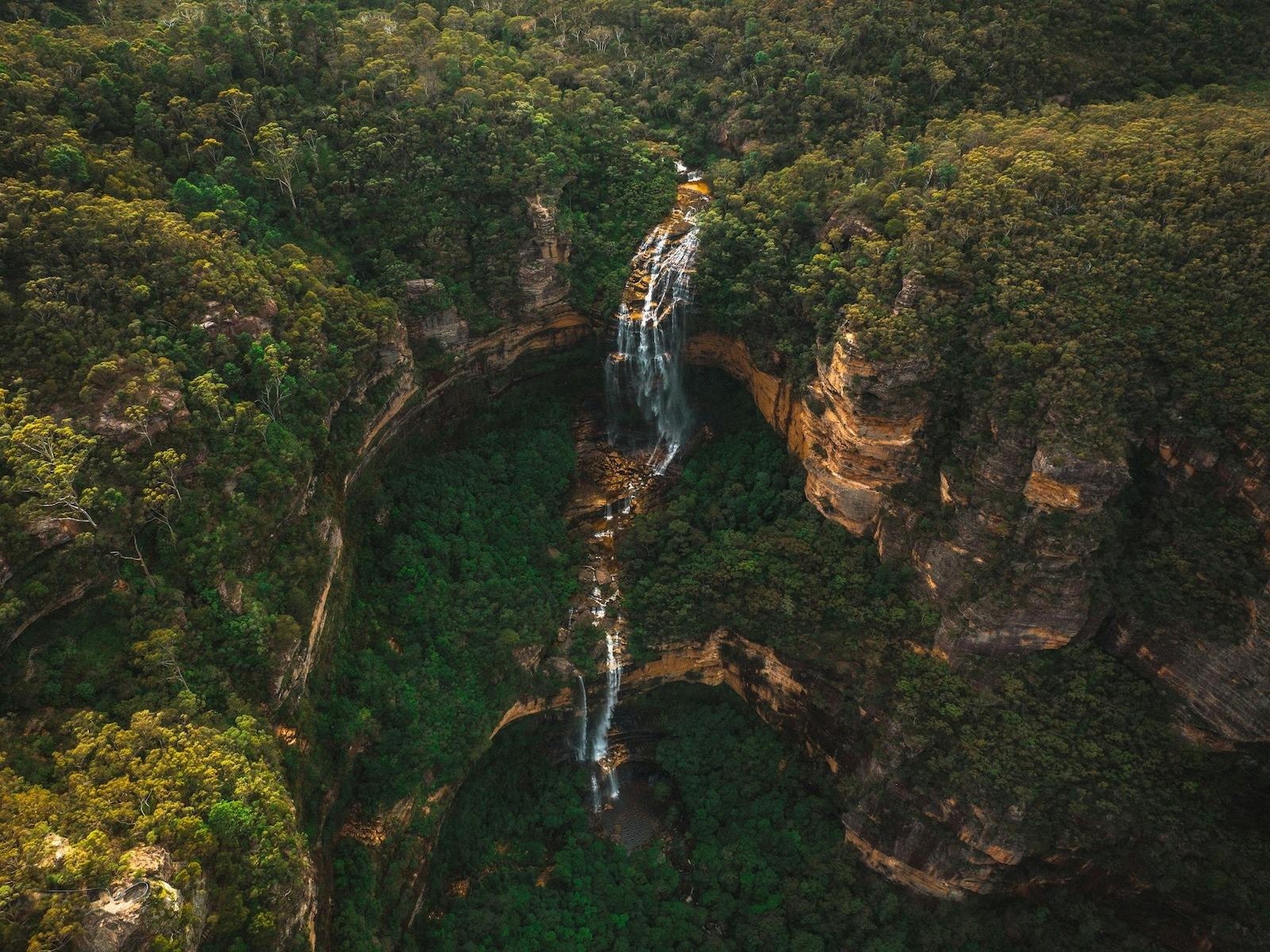 シドニーからブルー マウンテンズへのヘリコプター アドベンチャー
